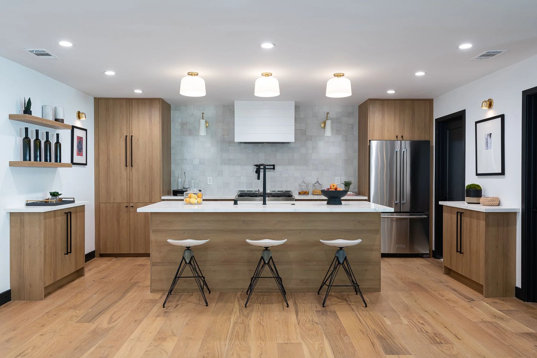 4718 Atoll interior by the design lab