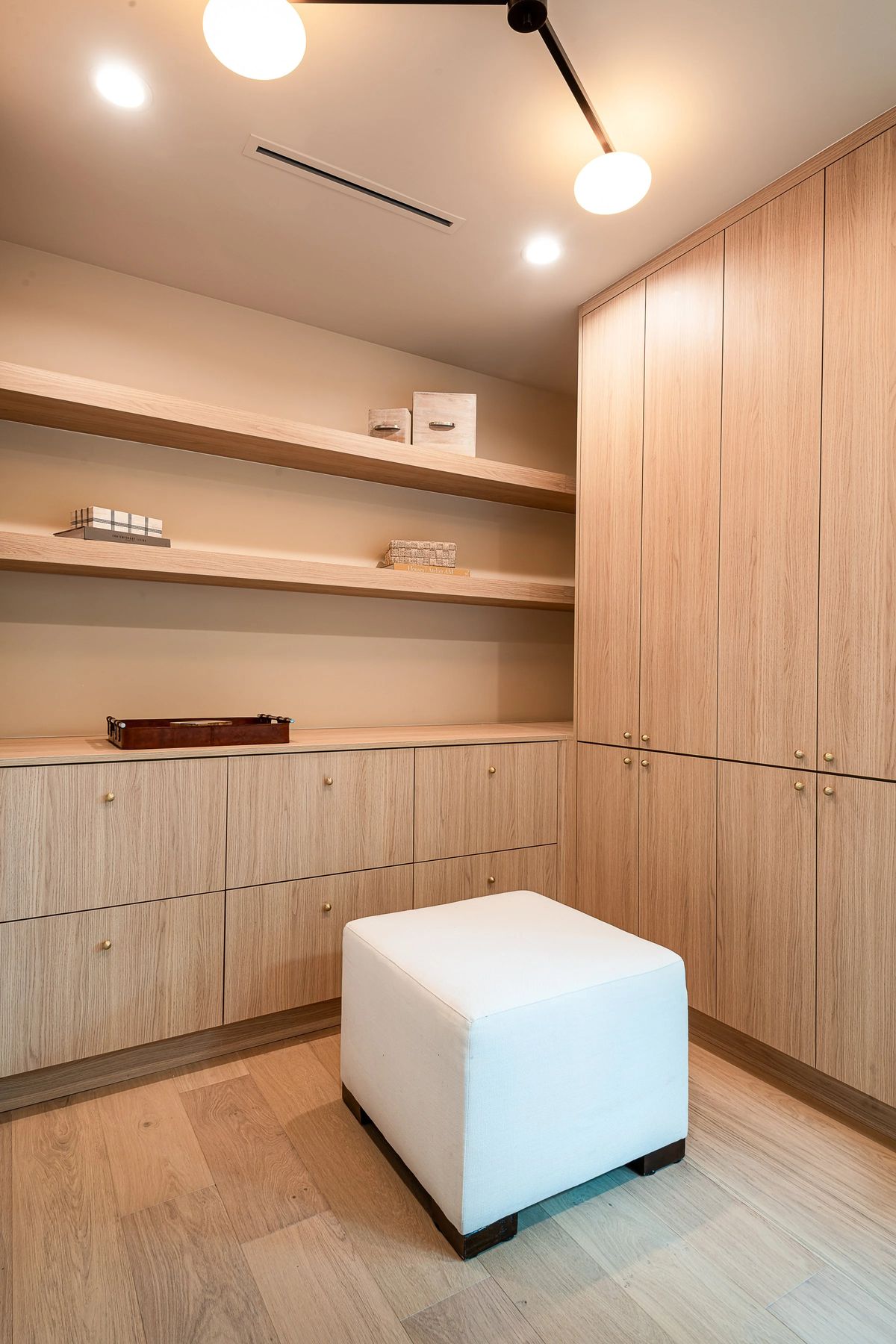 767 Jacon Way by the design lab, Los Angeles, CA