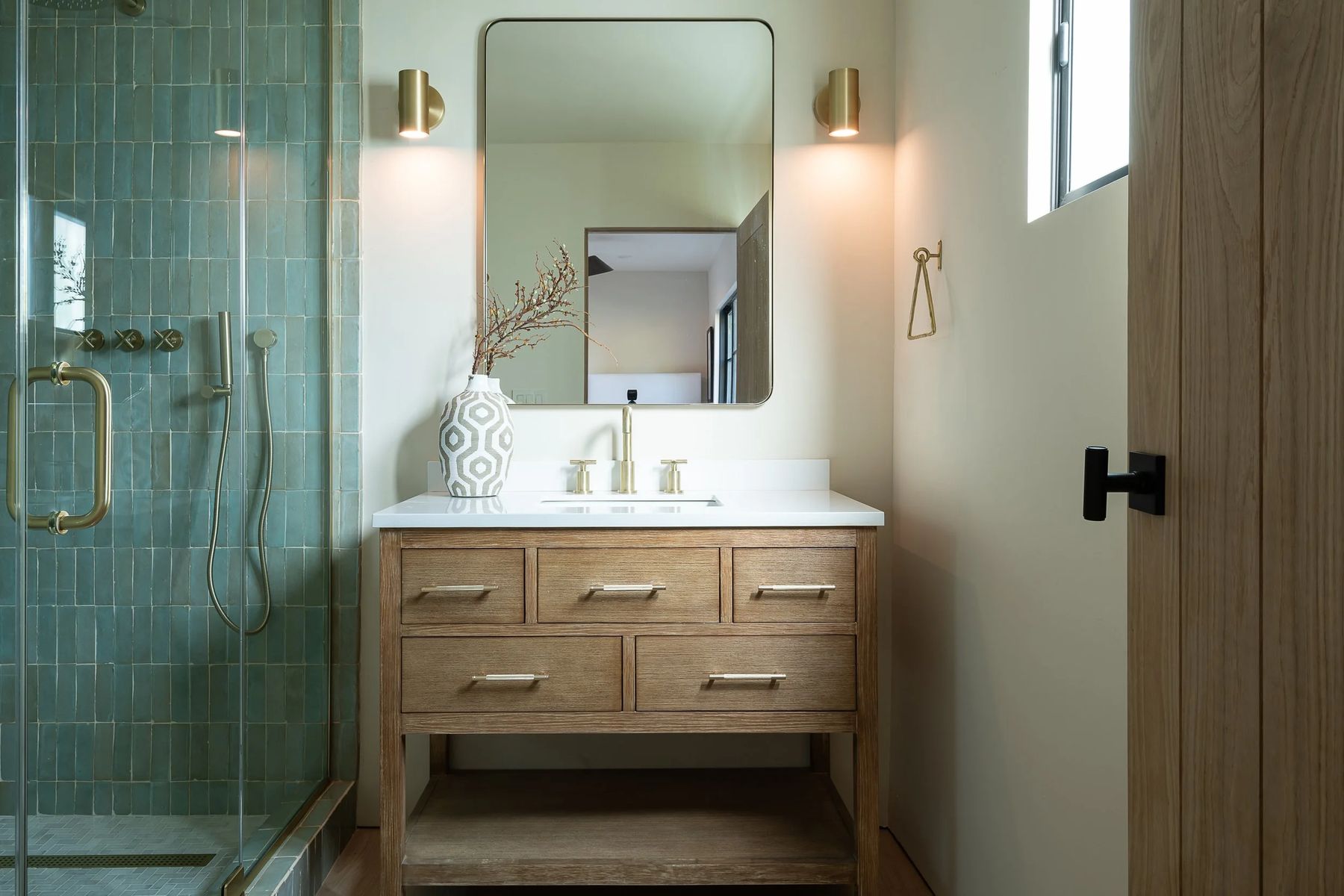 767 Jacon Way interior by the design lab